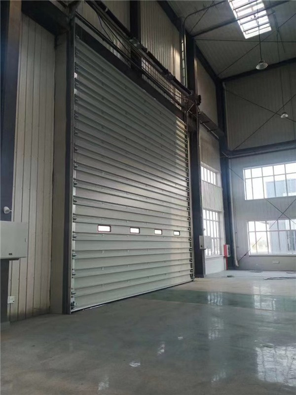 龙凤工业提升门