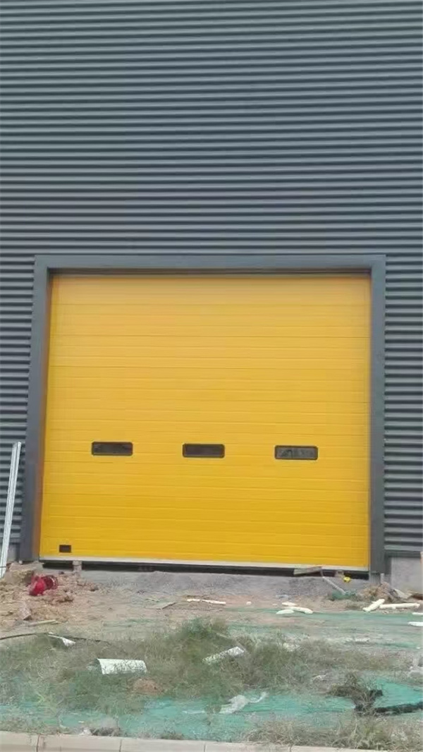 龙凤工业提升门