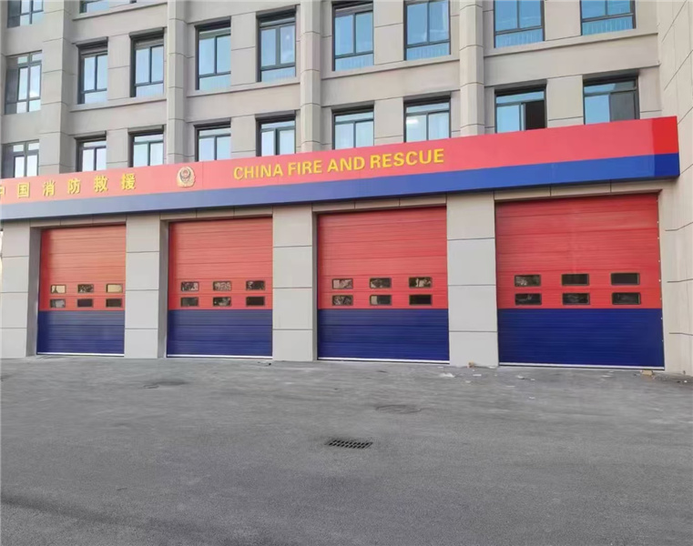 龙凤工业提升门