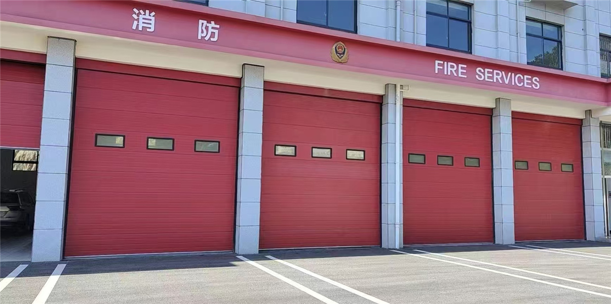 龙凤工业提升门